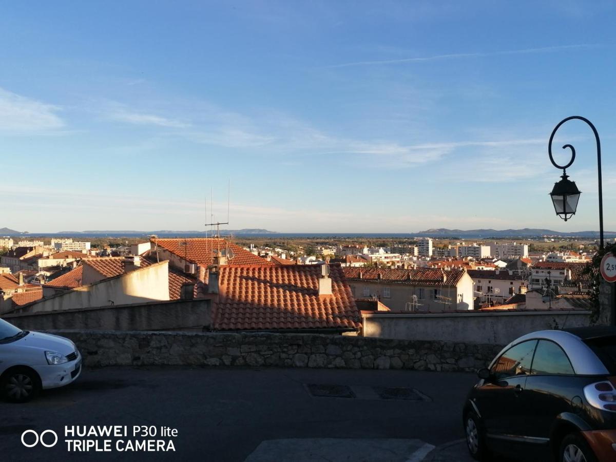 Beau studio rénové avec vue Vieux Hyères Exterior foto