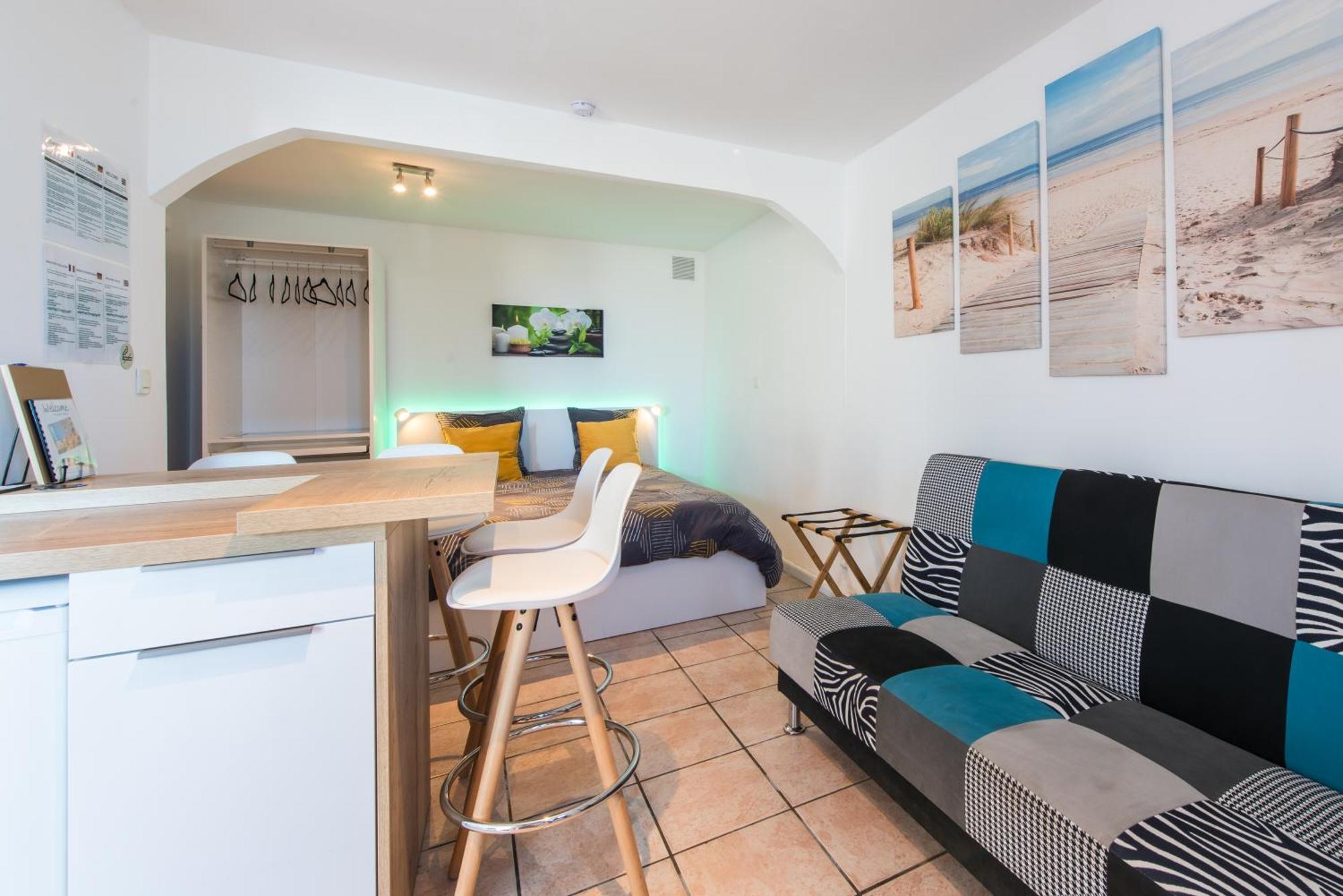 Beau studio rénové avec vue Vieux Hyères Exterior foto